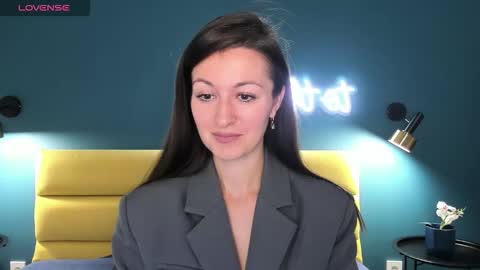 Joan online show from September 17, 1:31 am