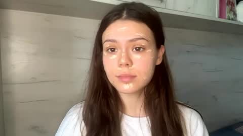 Mila online show from April 13, 9:46 am