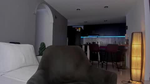 joe_esthetic online show from December 2, 8:29 pm