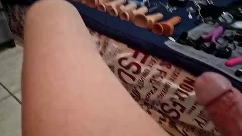 joellovestwinks online show from December 23, 2:51 am