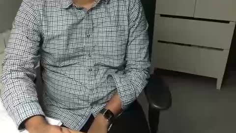 joeshades21 online show from January 17, 9:28 am