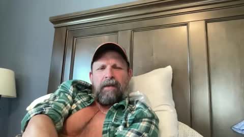 joestros online show from February 9, 9:39 pm