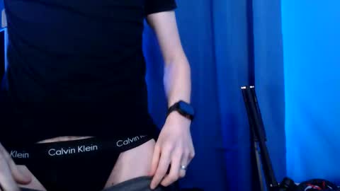 joeyfreeman95 online show from April 23, 2:41 pm