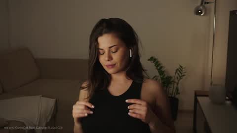 Jo online show from April 15, 11:27 pm