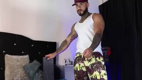 John  online show from October 20, 11:48 am