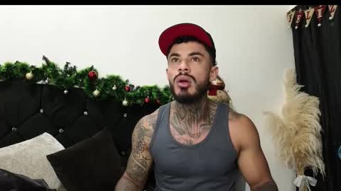 John  online show from December 22, 12:01 pm