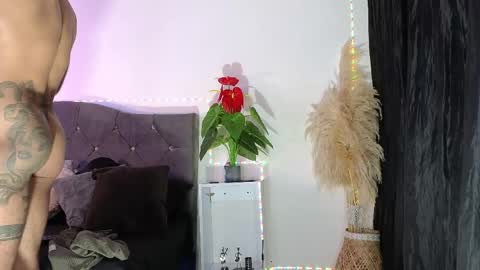 John  online show from April 13, 12:31 pm