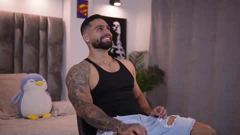 john online show from February 21, 11:01 am