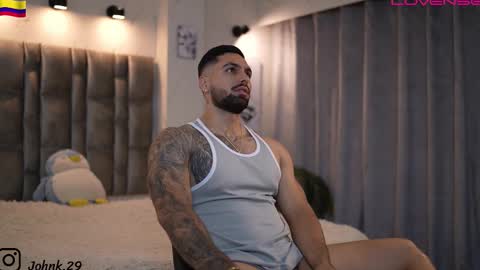 john online show from November 19, 12:54 am