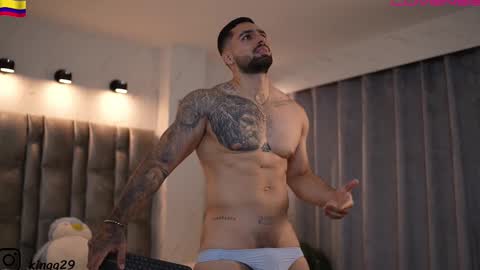 john online show from November 11, 11:18 pm