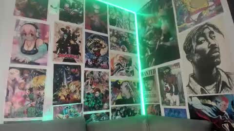 John carrie    Independent  Help me reach my goal 100 likes and 10000 followers  online show from March 18, 1:44 am