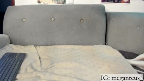 Snapshot of johncarrie chatting on March 2, 1:37 am John carrie Independent Help me reach my goal 100 likes and 10000 followers online show from March 2, 1:37 am