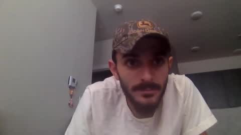 johnjones585121 online show from November 16, 7:49 pm