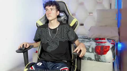 Snapshot of johnny_cagee chatting on September 25, 3:57 am johnny_cagee online show from September 25, 3:57 am
