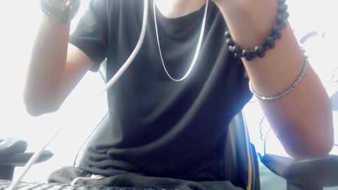 Snapshot of johnny_cagee chatting on February 3, 3:42 am johnny_cagee online show from February 3, 3:42 am