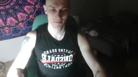 Snapshot of johnny_positive chatting on September 18, 6:12 pm Johnny online show from September 18, 6:12 pm