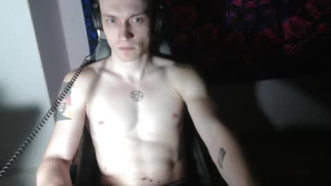 Snapshot of johnny_positive chatting on October 14, 4:54 pm Johnny online show from October 14, 4:54 pm