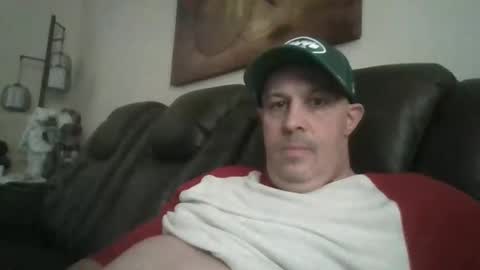 Snapshot of johnnycb7 chatting on January 7, 7:28 pm johnnycb7 online show from January 7, 7:28 pm