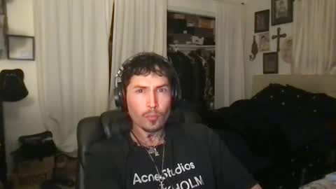 JohnnyDeep66 online show from January 13, 8:33 am