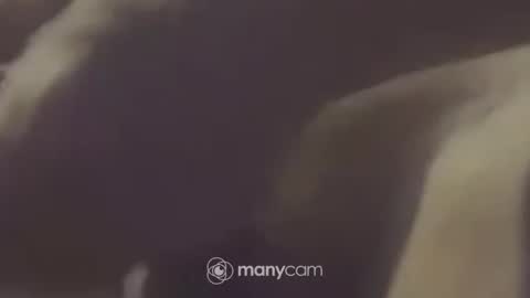 Snapshot of johnnyshung1 chatting on December 2, 8:14 am johnnyshung1 online show from December 2, 8:14 am