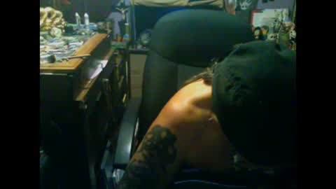 Snapshot of johnnyshung1 chatting on October 9, 3:34 am johnnyshung1 online show from October 9, 3:34 am