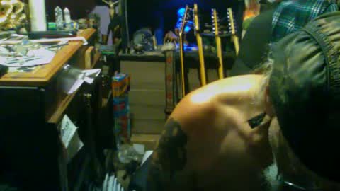 Snapshot of johnnyshung1 chatting on September 21, 2:21 pm johnnyshung1 online show from September 21, 2:21 pm