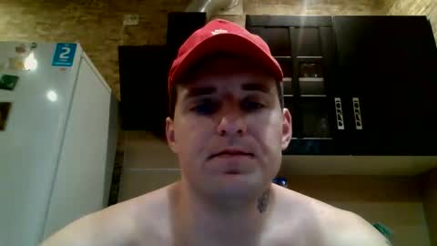 johny27 online show from December 13, 8:15 pm