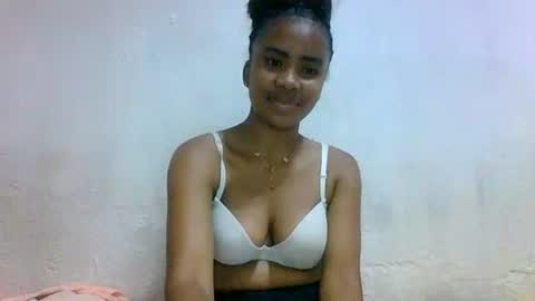 joliedonnue online show from January 16, 11:30 am