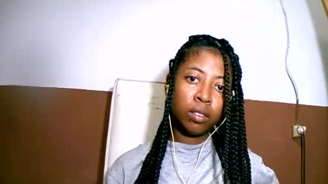 joliekah27 online show from February 15, 9:04 pm