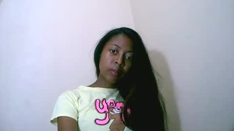 joliekah27 online show from November 12, 8:22 pm