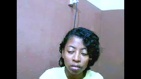 joliekah27 online show from February 25, 8:21 pm