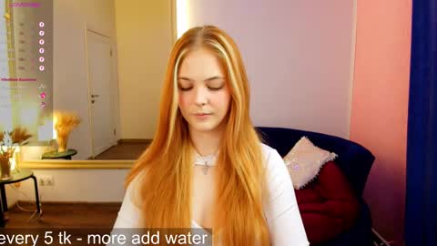 Snapshot of jolly_bean chatting on March 1, 8:45 am Polly  online show from March 1, 8:45 am