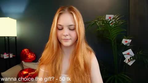 Snapshot of jolly_bean chatting on February 17, 11:44 am Polly  online show from February 17, 11:44 am