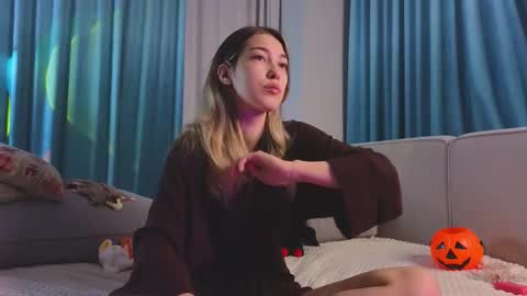 Viola online show from October 18, 12:20 pm