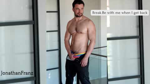 Snapshot of jonathanfranz123 chatting on February 21, 6:26 pm jonathanfranz123 online show from February 21, 6:26 pm