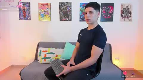 Instagram jonathanfit14 online show from November 17, 10:34 pm