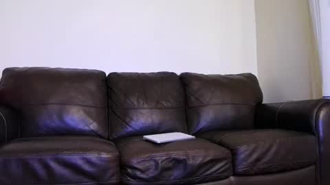 John online show from November 3, 8:04 am