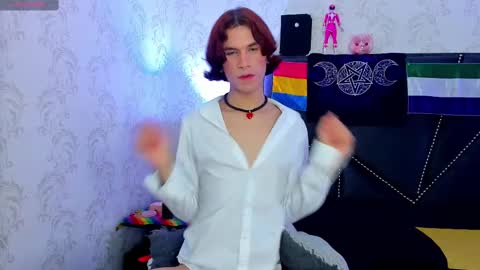 jonny_gilbert online show from October 14, 1:03 pm