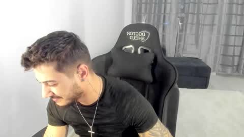 jonnyporn1 online show from February 11, 6:23 pm