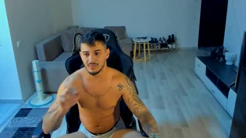 jonnyporn1 online show from November 10, 4:04 am