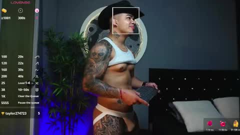 Snapshot of jordan_mayers chatting on October 31, 10:04 am Jordan online show from October 31, 10:04 am