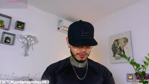 Jordan Smith online show from February 9, 8:33 pm