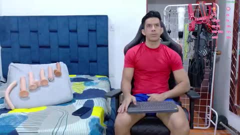 jose_rumbero91 online show from January 15, 1:03 am