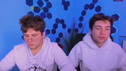 joseph_bear_ online show from January 18, 9:13 pm