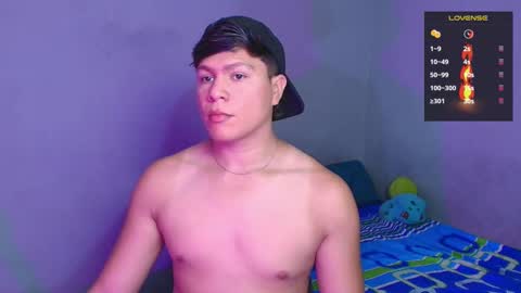 JOSEPH BROWN online show from December 22, 1:23 am