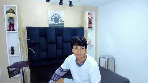 Joseph Gonzalez online show from March 8, 11:25 am