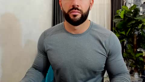 joshuamuscle69 online show from December 21, 7:15 am