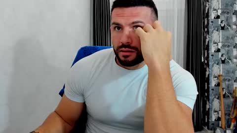 joshuamuscle69 online show from December 2, 2:59 pm