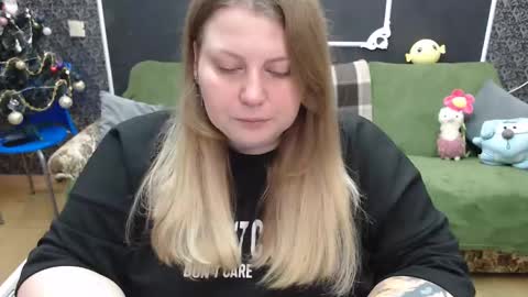 josiesun771 online show from January 13, 7:11 am