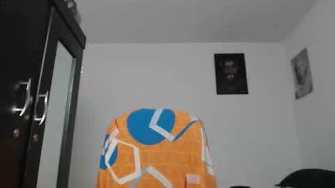 jotablackxl online show from February 1, 5:04 am